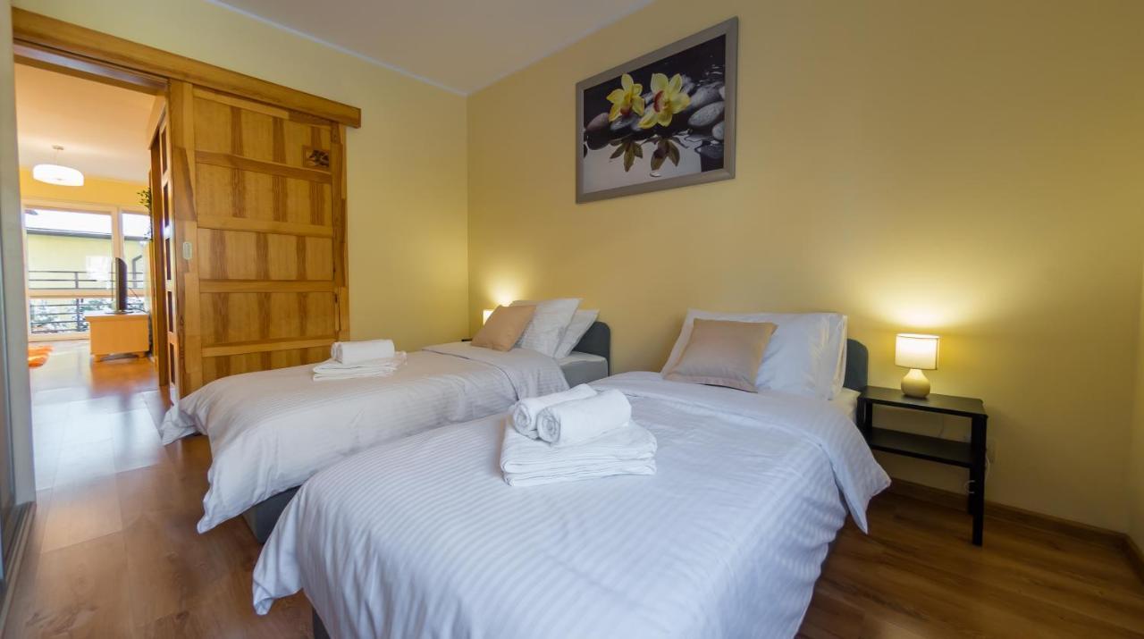 Komfortowy Apartament W Centrum Ustronia エクステリア 写真